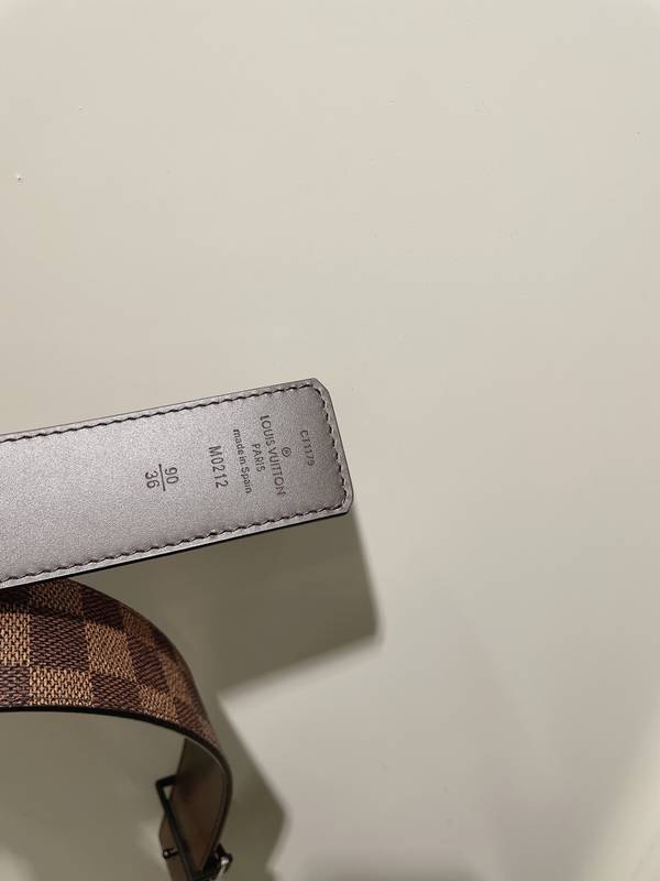 Louis Vuitton 40MM Belt LVB00369 Louis Vuitton 40MM Belt LVB00369